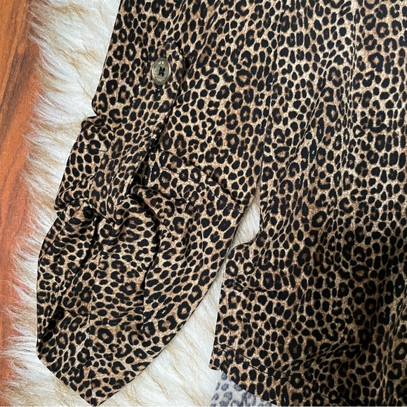 Michael Kors cheetah 1/2 zip roll tab blouse - Picture 6 of 6